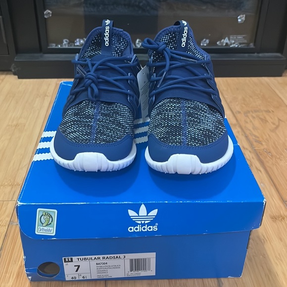 Adidas Tubular Radial J Sneakers - Picture 8 of 10